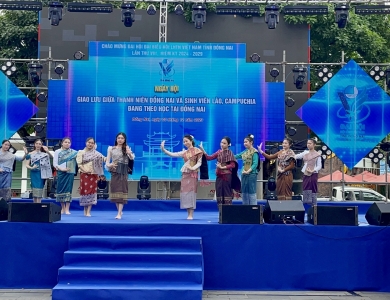 Sinh Viên Lào và Campuchia Trường Đại học Đồng Nai tham dự ngày hội giao lưu giữa thanh niên đồng nai và sinh viên Lào, Campuchia đang theo học tại đồng nai  Lần thứ V năm 2023 tại Thành Phố Long Khánh